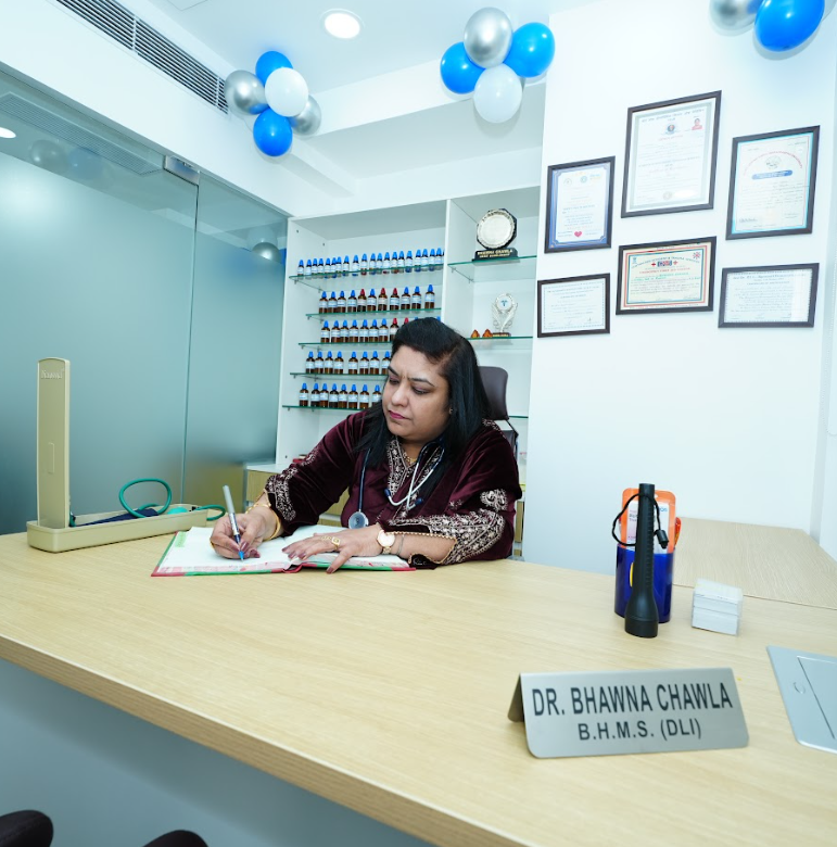 Homeopathic consultation - doctor and patient